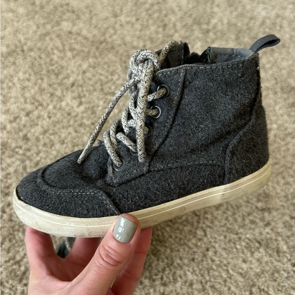 Old Navy toddler boys gray wool high top shoes size 9 - Picture 4 of 9